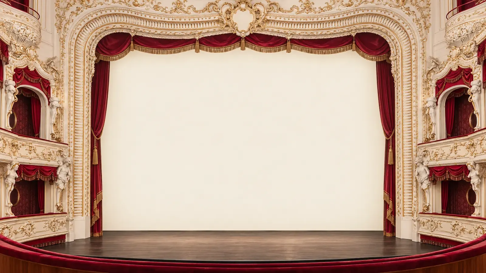 Zuschauerraum und Bühne des Stadttheaters Karlovy Vary